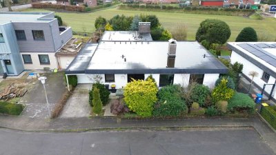 Bungalow mit Potenzial – Vollkeller, Aufstockungsmöglichkeit & ruhige Lage (Sanierungsbedürftig)