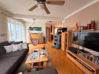 Viel Platz zum Leben: Mehrgenerationenhaus mit Garten, Wellness &amp; Top-Lage