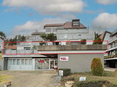 Attraktive Immobilie mit drei Wohneinheiten und Blick auf den Rosenstein!