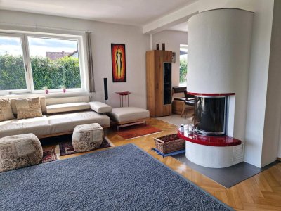 Hart bei Graz - Lichtdurchflutetes Wohlfühlhaus mit Wintergarten und Pool