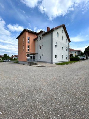 Gemütliche 2-Zimmer-Wohnung mit Loggia in Neukirchen am Walde – Jetzt mieten!