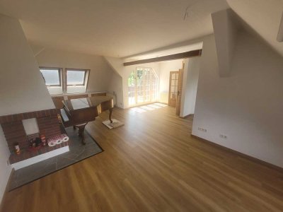 Stilvolle 4-Raum-Dachgeschosswohnung mit gehobener Innenausstattung mit Einbauküche in Trebbin