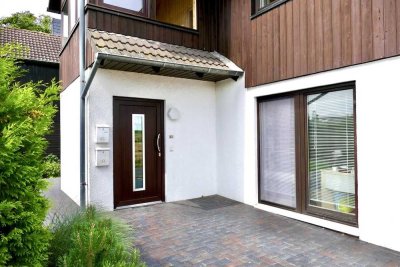 Schöne 2-Zimmer-EG-Wohnung mit großer Terrasse und Garten. Von privat, provisionsfrei.