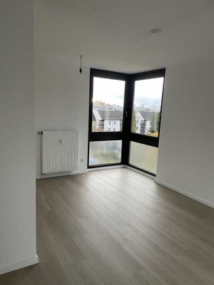 Helle 2-Zimmer Dachgeschosswohnung mit Aufzug am Zeltnerschloss