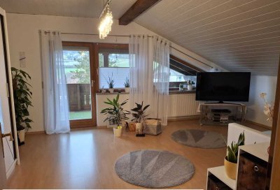 Neu renovierte, teils neu gebaute Wohnung mit 130 qm, 2 Balkone und Doppelgarage