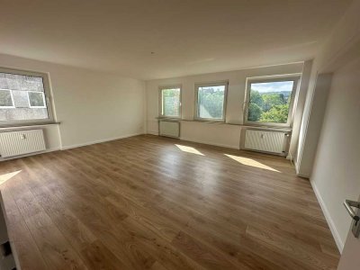 Erstbezug nach Sanierung im Luisenviertel - gerne auch als WG