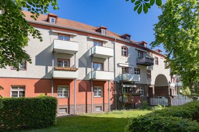 Wir renovieren für Sie! Gemütliche 3-Raumwohnung mit Balkon sucht neue Mieter*innen!