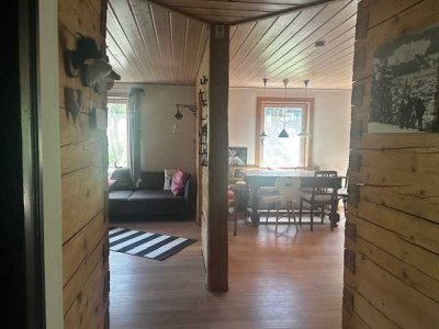 Gemütliche 3-Zimmer-Wohnung mit Allgäuer Charme, moderner Ausstattung und Garten