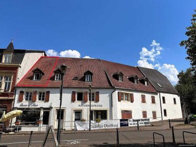 Charmante Maisonette-Dachwohnung direkt am St. Arnualer Markt