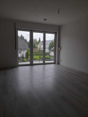 helle 2-Raum-Wohnung in Reinsdorf mit Balkon