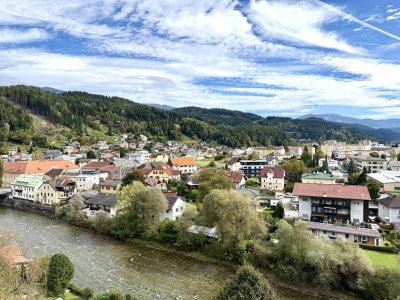 WILLKOMMEN ÜBER DEN DÄCHERN DER STADT! IHR NEUES ZUHAUSE MIT WEITBLICK!