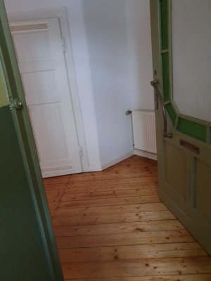 Ansprechende und gepflegte 3-Zimmer-Hochparterre-Wohnung mit Balkon in Braunschweig