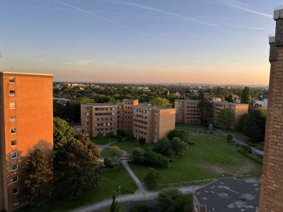 Erstbezug nach Sanierung: Blick über Hannover bis zum Deister.