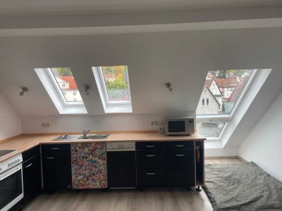 Charmante 2‑Zimmer Dachgeschosswohnung in Eisenach-Stadtmitte