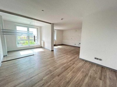 Modernes Wohnen - 2 Zimmer mit Badewanne und Dusche!