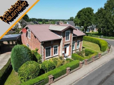 Verkauf eines Altbau-Bürgerhauses mit Garage in Süderhastedt bei Burg im Kreis Dithmarschen