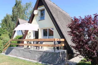 Urlaubsträume auf Rügen: Gepflegtes Ferienhaus mit Garten in Mönchgut