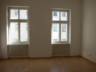 Helle 2 Zimmer Wohnung Nähe Wiedner Hauptstraße, auch unbefristeter Vertrag möglich!