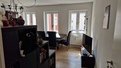 Sanierte 3 Raumwohnung in der Innenstadt - WG geeignet