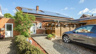 Großzügiges Zweifamilienhaus mit modernisierter Ausstattung, großem Garten und viel Komfort