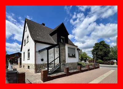 Zwei Wohneinheiten, 173 m², 3 Garagen