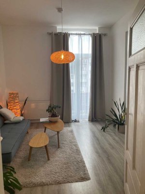 Helle 4-Zimmer-Wohnung mit Balkon im 3. OG in Hannover-Kleefeld
