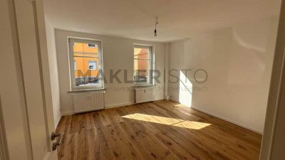 **Modernisierte 2-Zimmer-Wohnung mit Parkett & Tageslichtbad in Liebertwolkwitz**