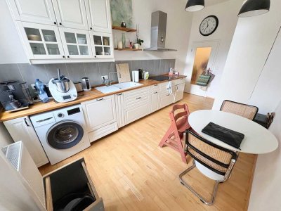 AB City! TOP sanierte Altbauwohnung mit Balkon und G-WC