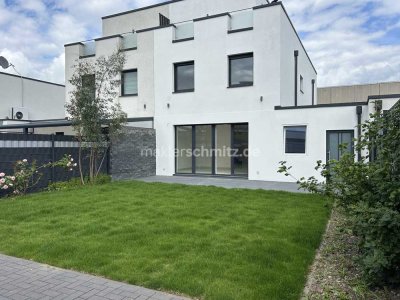 M'GLADBACH - HARDTERBROICH NEUWERTIGE DOPPELHAUSHÄLFTE INKL. GARAGE & GARTEN!