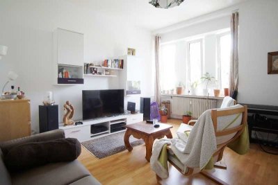 Charmante Altbauwohnung – vermietete 2-Zimmer-Wohnung in Frankfurt-Griesheim