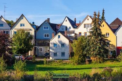 4-Zimmer-Wohnung mit Balkon - provisionsfrei