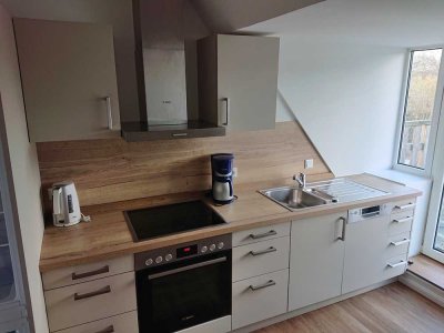 schöne 2-Zimmer-Wohnung mit Dachterrasse in der Nähe des Klinikums