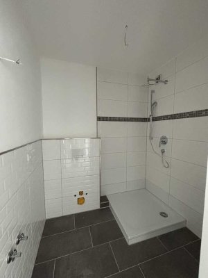 Erstbezug! Großzügige 4-Zimmer-Wohnung im 1. OG mit Balkon in Ludwigshafen-Ruchheim