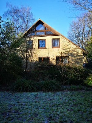 Einfamilienhaus auf großem Grundstück in ruhiger Lage von Flensburg Mürwik zu verkaufen.