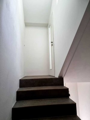 Ansprechende 2-Zimmer-Dachgeschosswohnung mit gehobener Innenausstattung