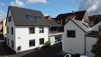 Erstbezug - komplett möbliertes Apartment im Herzen von Alzenau mit Burgblick