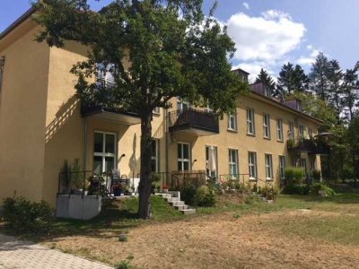 Wunderschöne Eigentumswohnung in Kladow! Balkon, Parkett, Stellplatz uvm....