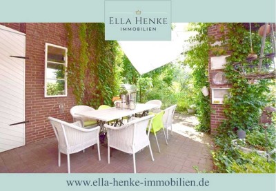 Wunderschönes, großes Ein- bis Zweifamilienhaus mit schönem Garten...