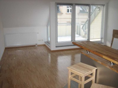 Helle 60qm Dachgeschoßwohnung im modernen Neubau in Ippendorf