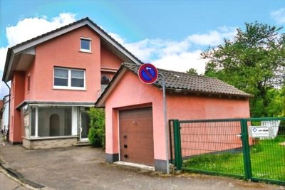 Einfamilienhaus mit Geschichte und Potenzial – Wohnen und Gewerbe vereint in Teningen