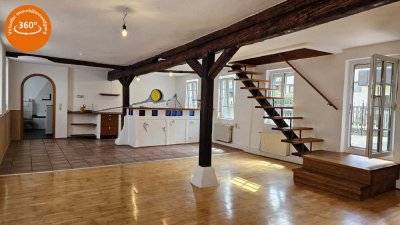 "Maisonettewohnung mit Stil und Charakter in denkmalgeschütztem Gebäude"