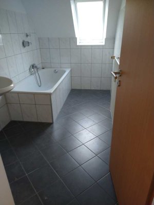 Dachgeschosswohnung (nur mit Wohnberechtigungsschein)