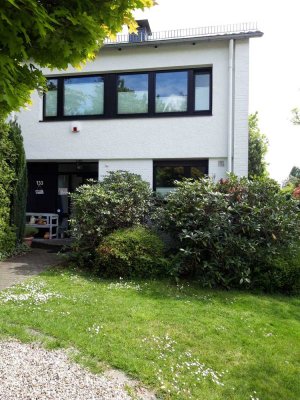 SCHAFFEN SIE SICH "IHR" NEUES ZUHAUSE -  PLATZ FÜR KIND UND HUND UND mehr....