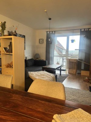 Helle, schöne 4-Zimmer Wohnung in einem gepflegten Wohnhaus