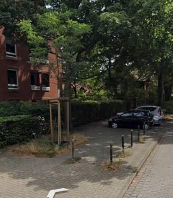 Modernisierte 2-Raum-Wohnung mit Balkon und Einbauküche in Hannover