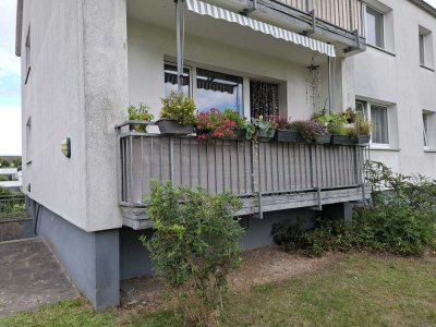 Freundliche und gepflegte 2-Zimmer-Wohnung mit Einbauküche in Celle