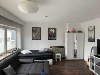 Helle 1. Zimmerwohnung im Herzen der Aachener Innenstadt