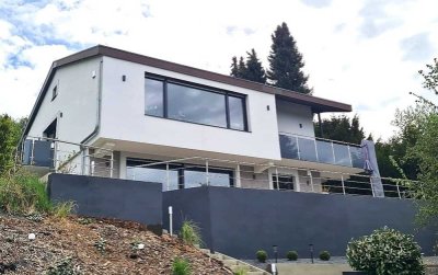 Kernsaniertes Anwesen mit Bauplatz und riesigem Garten in Neckargemünd-Waldhilsbach
