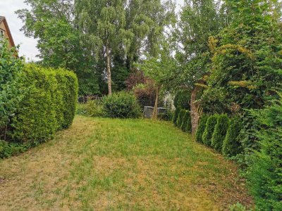 Haushälfte - 3 Zi. - mit Garten und Garage