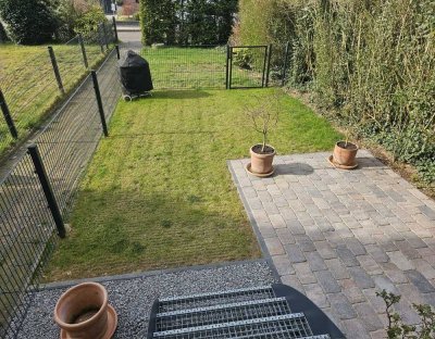 Kernsanierte 3-Raumwhg mit Balkon und eigenem Garten, in Flüren